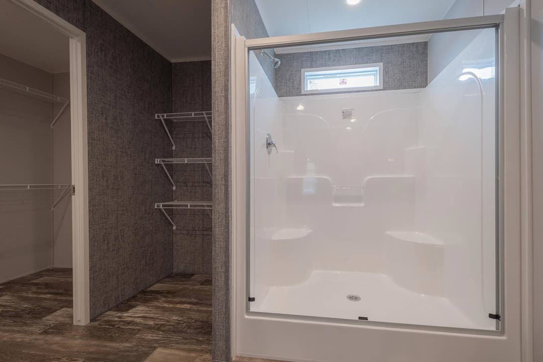 Rm3268a bathroom home features