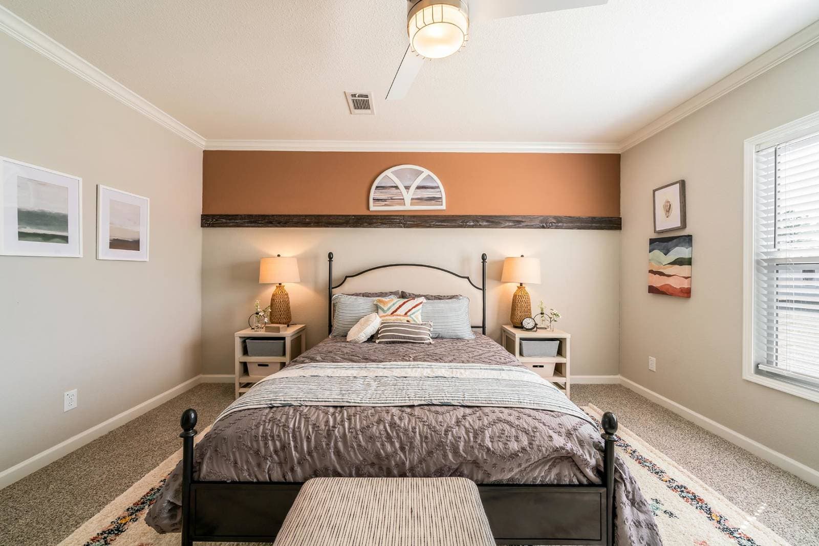 Titan extreme 3260h [the cypress] bedroom home features