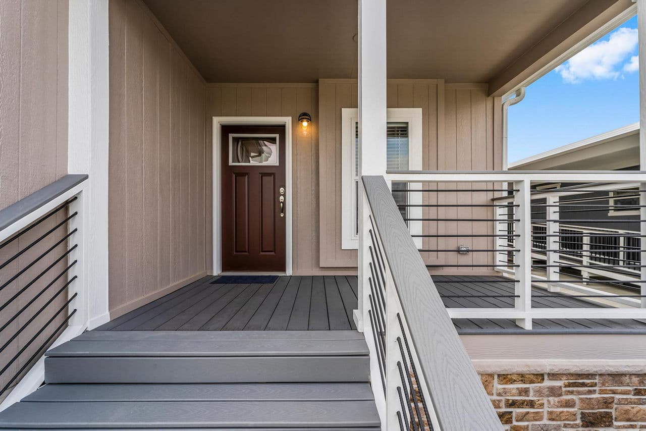 Innovation 2860s exterior home features