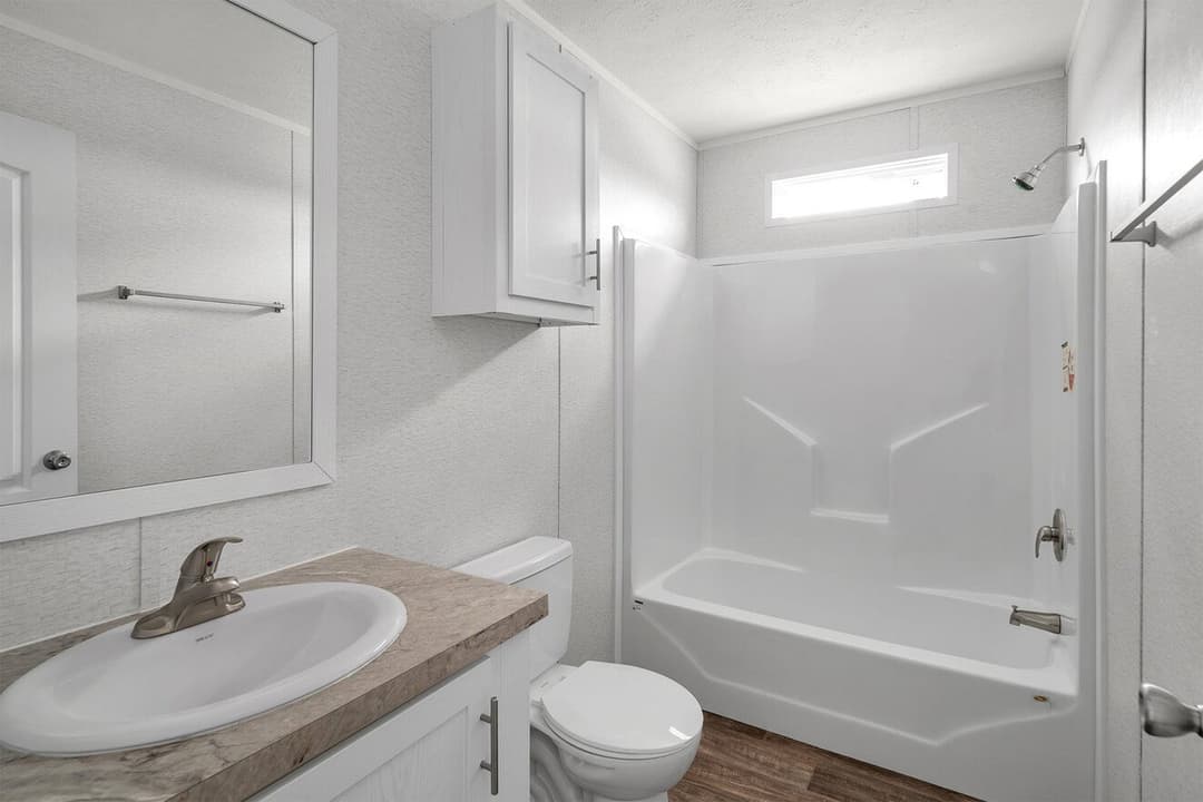 Valu maxx 28563m interior and bathroom home features