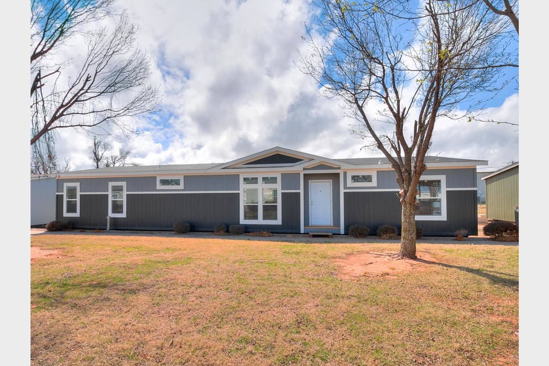 Titan extreme 3266a [the aspen] exterior home features