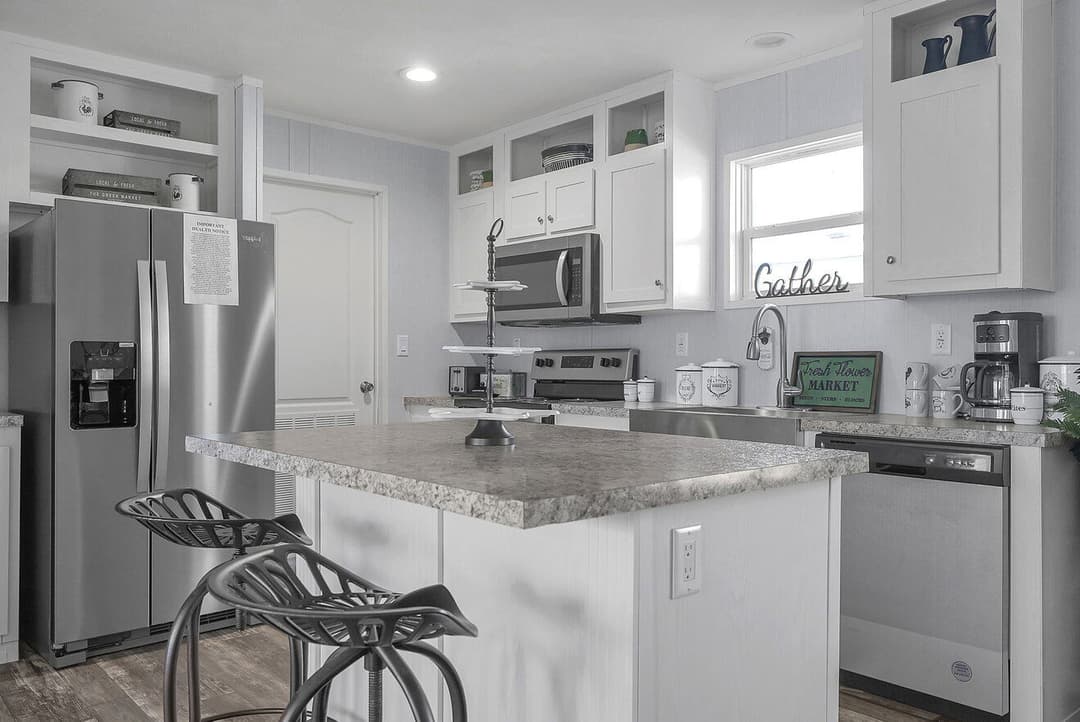 Valu 28563u interior and kitchen home features