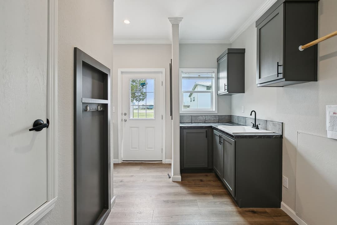 Innovation 3276aa interior home features