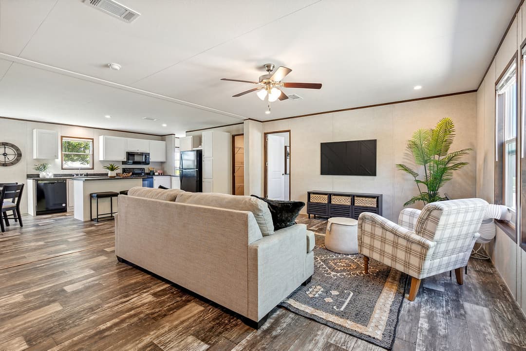 Prime carlisle 135 interior home features