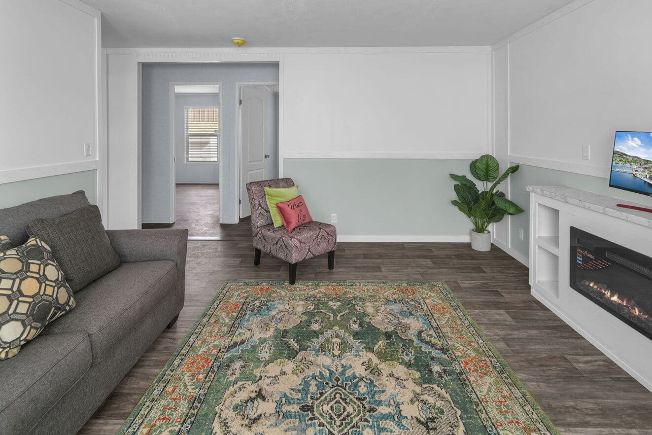 Valu maxx premier 32643e interior home features