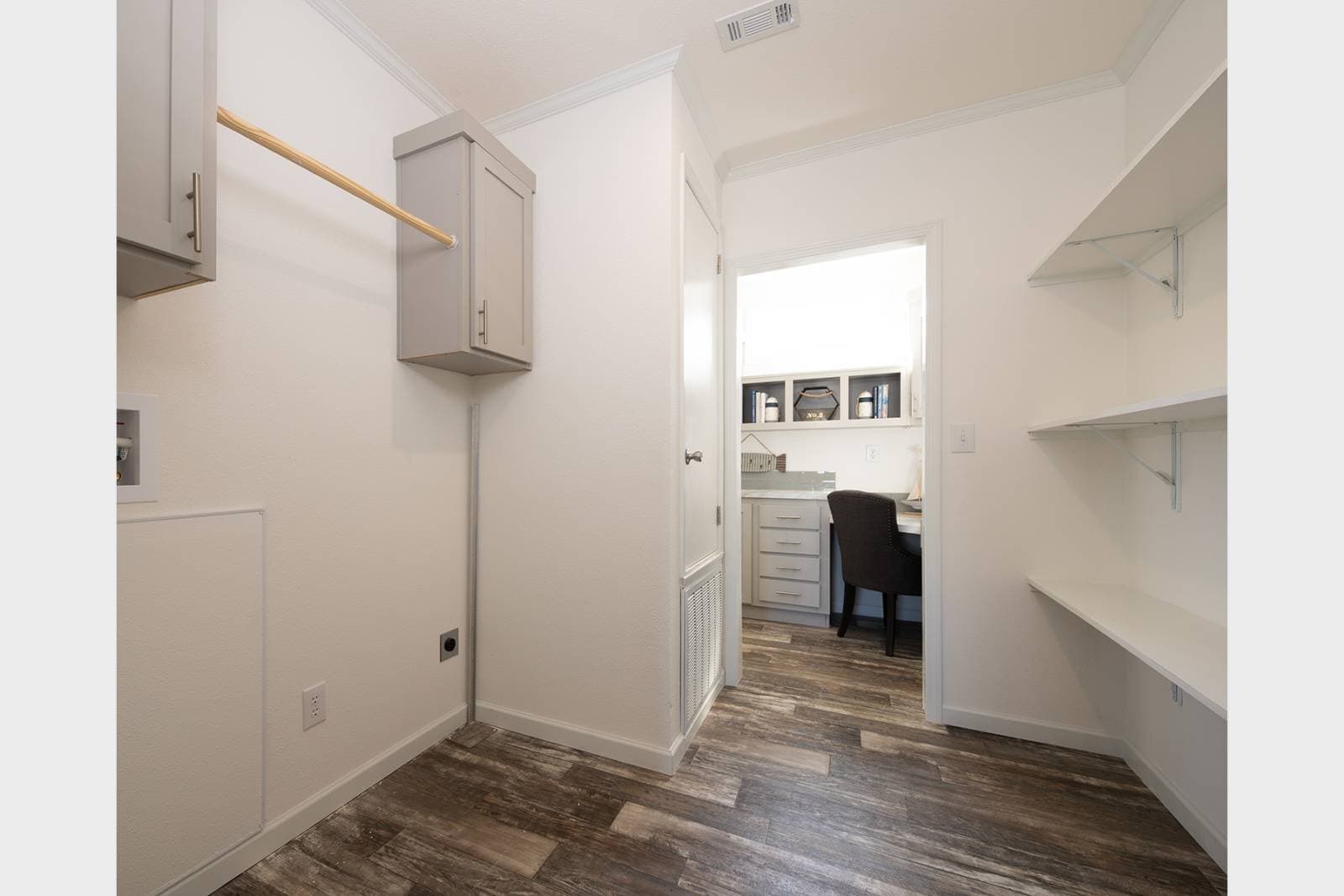 Titan extreme 3266a [the aspen] interior home features