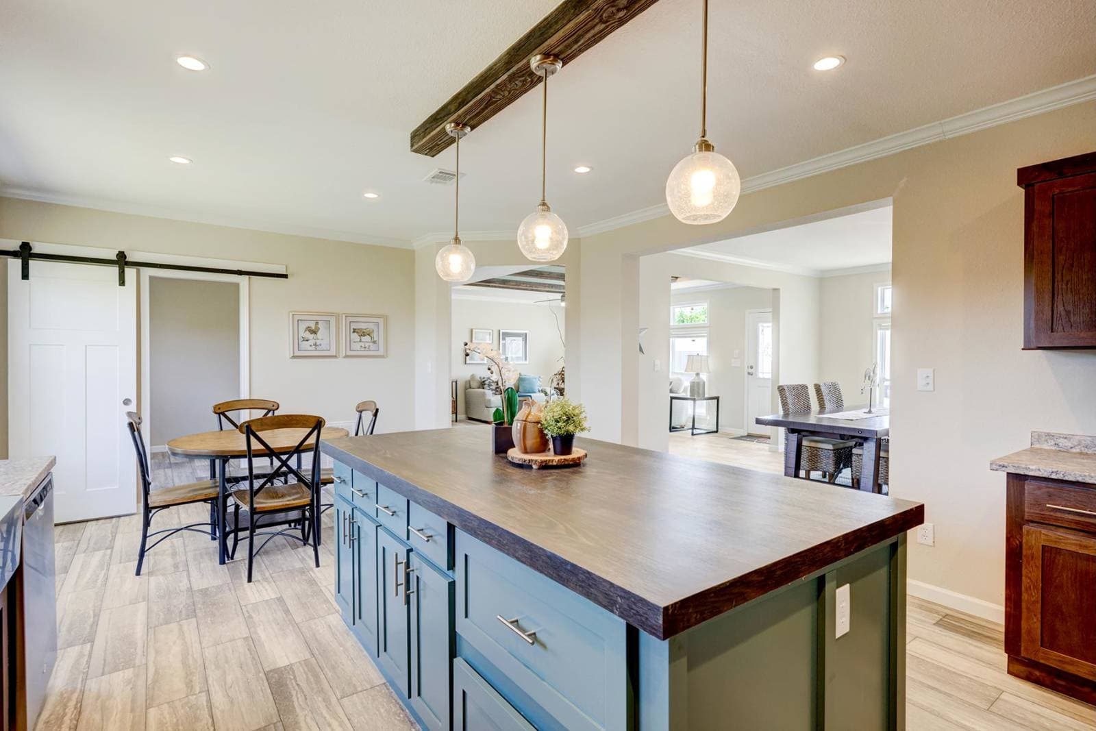 Titan extreme 3264r kitchen home features