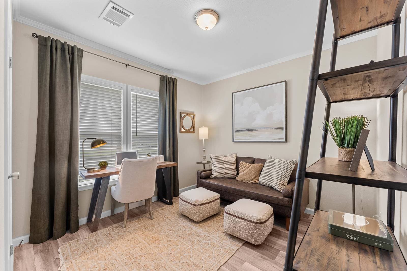 Innovation 2860s bedroom home features