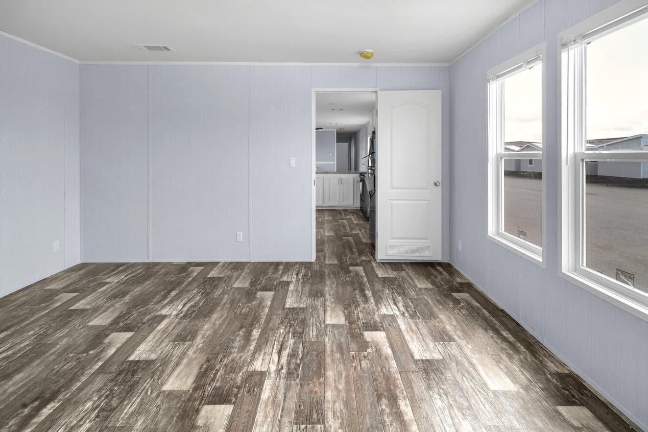 Alamo lite 16763r interior home features