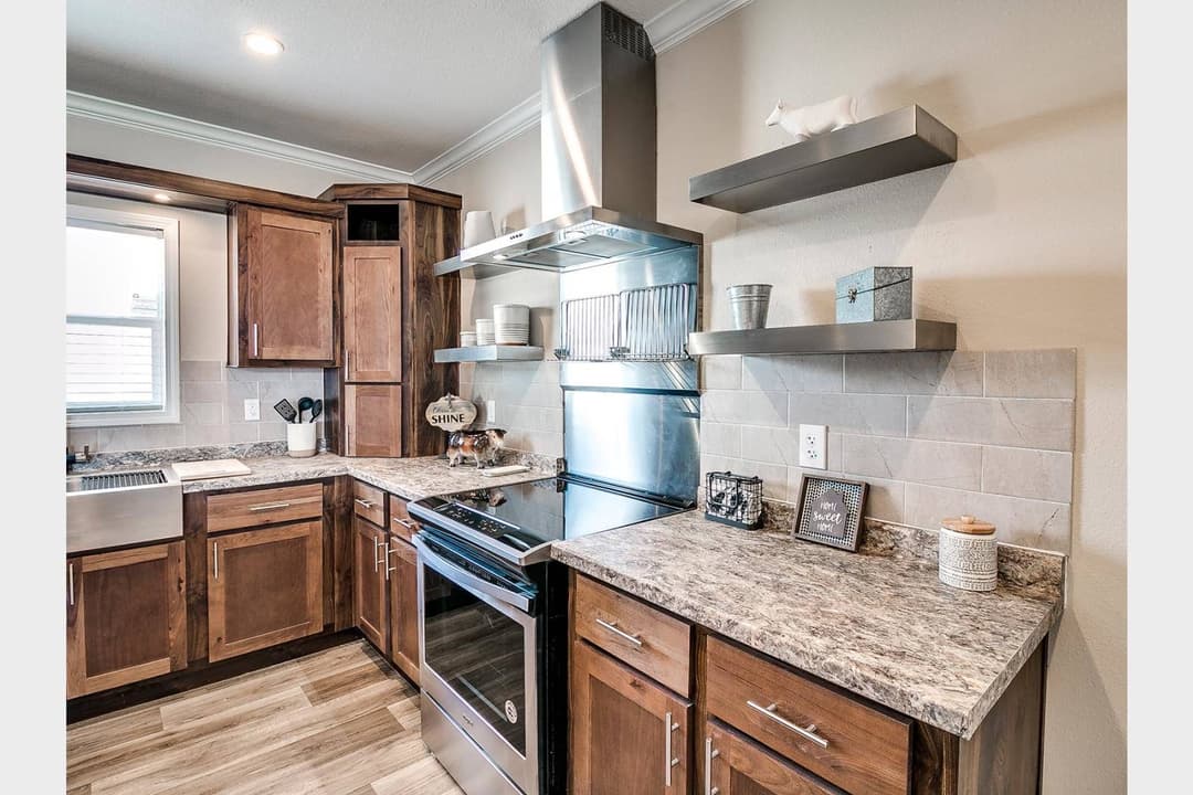 Titan extreme 3276t [the memphis] kitchen home features