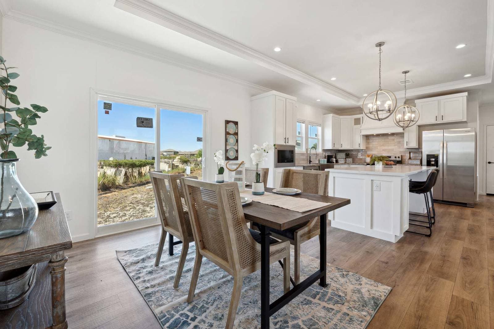 Titan extreme 3276t [the memphis] kitchen home features