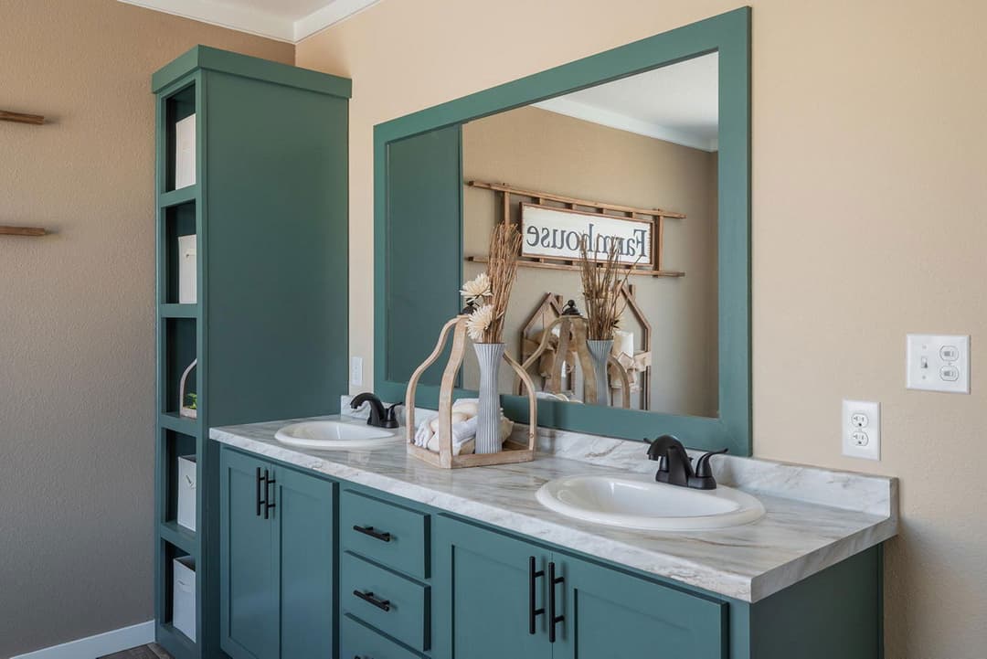 Innovation 3266f bathroom home features