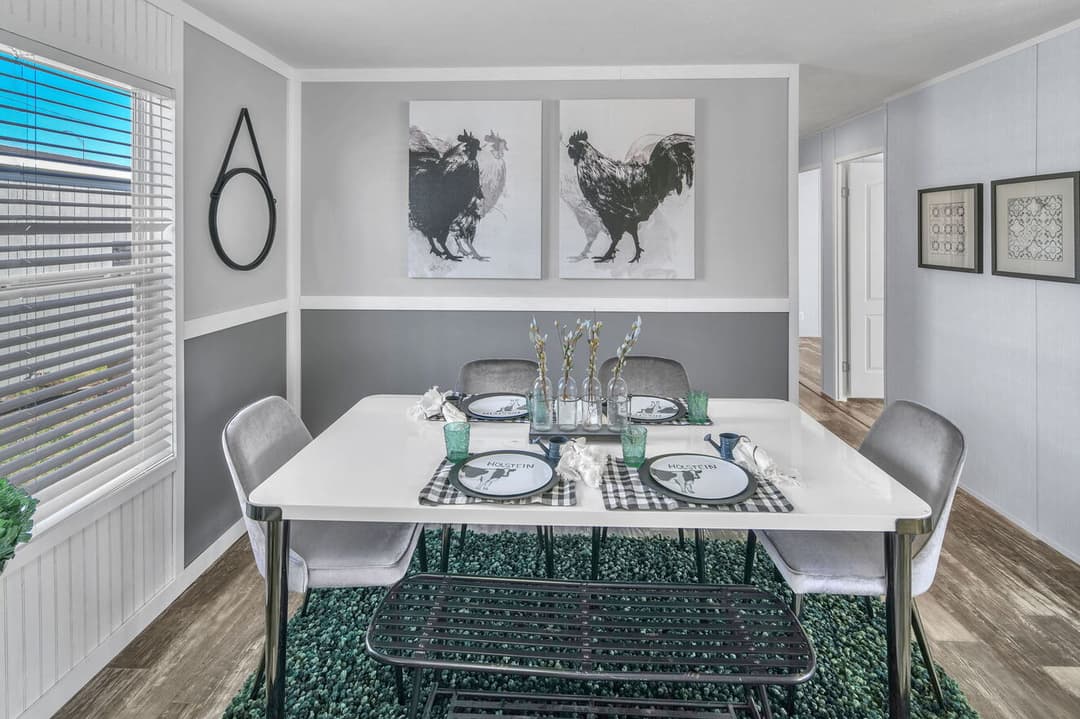 Valu 28563u interior home features