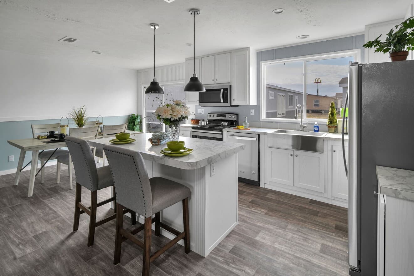 Valu maxx premier 32643e interior and kitchen home features