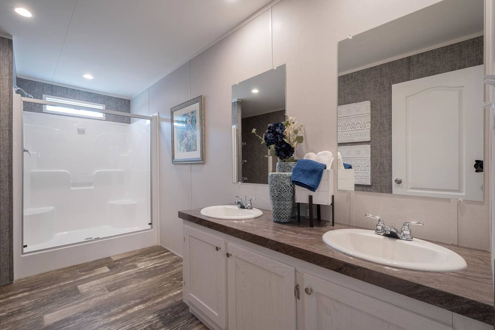 Rm3268a bathroom home features