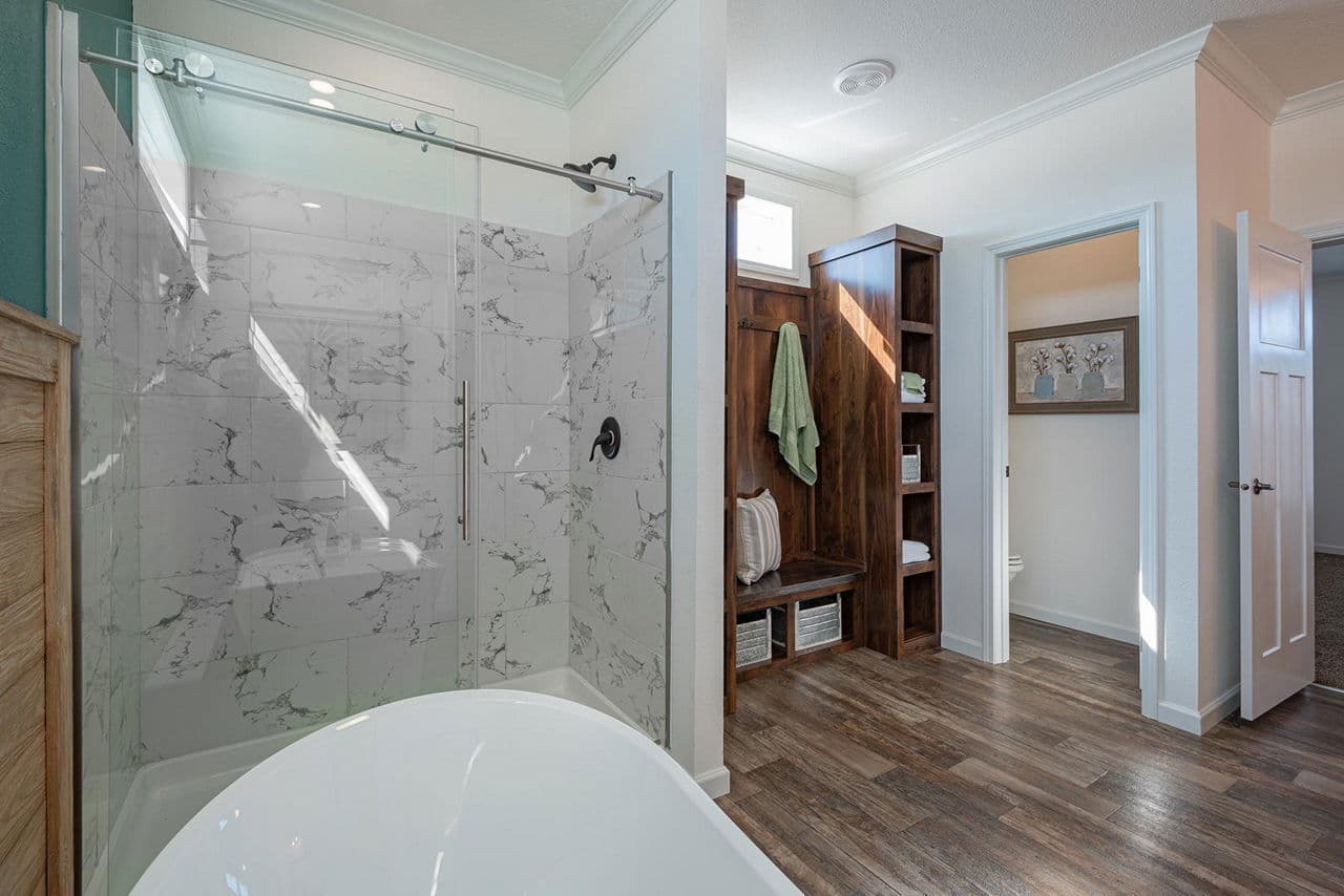 Innovation 3276n bathroom home features