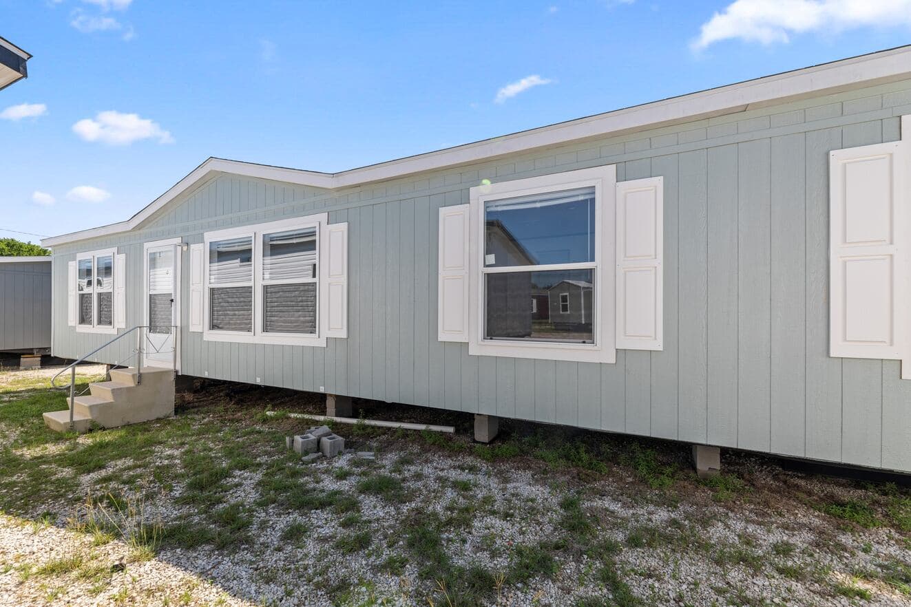 Valu premier 32563g exterior and elevation home features