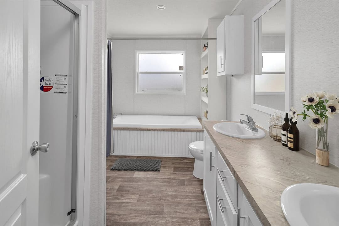 Valu maxx 28563m interior and bathroom home features