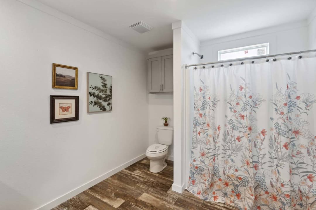 Ws3276h bathroom home features