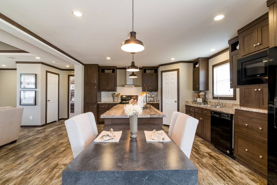 Titan extreme 3272c kitchen home features