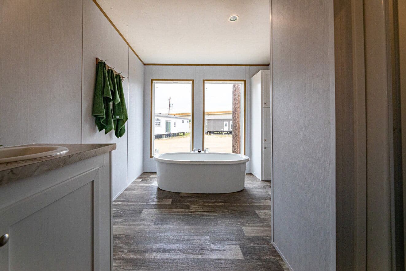 Valu premier 32684g interior home features