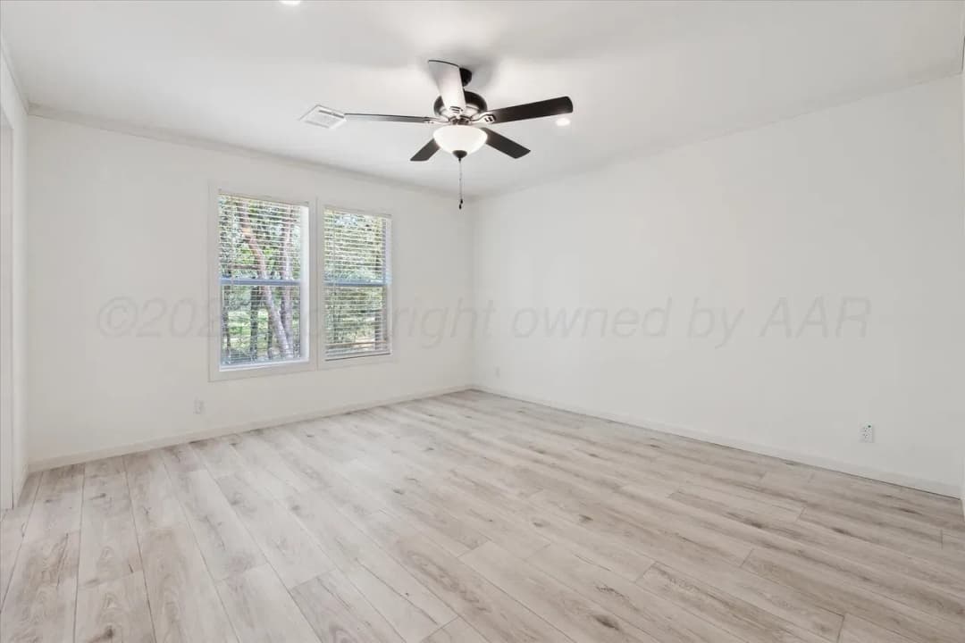 Nm2860l - 0.51 acre lot interior home features