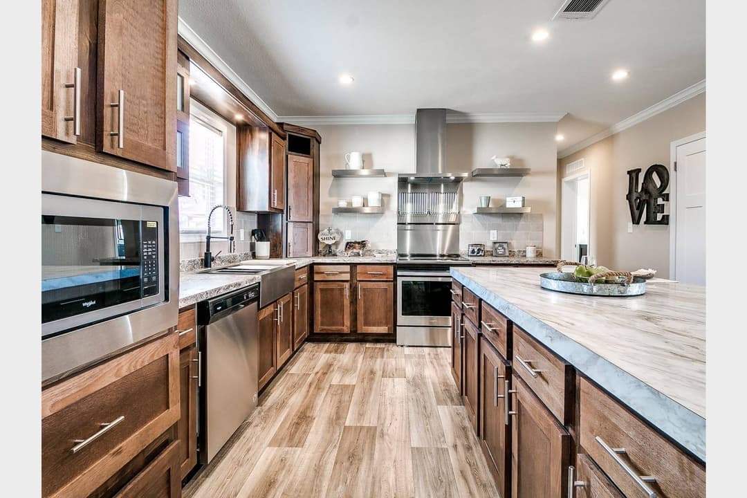 Titan extreme 3276t [the memphis] kitchen home features