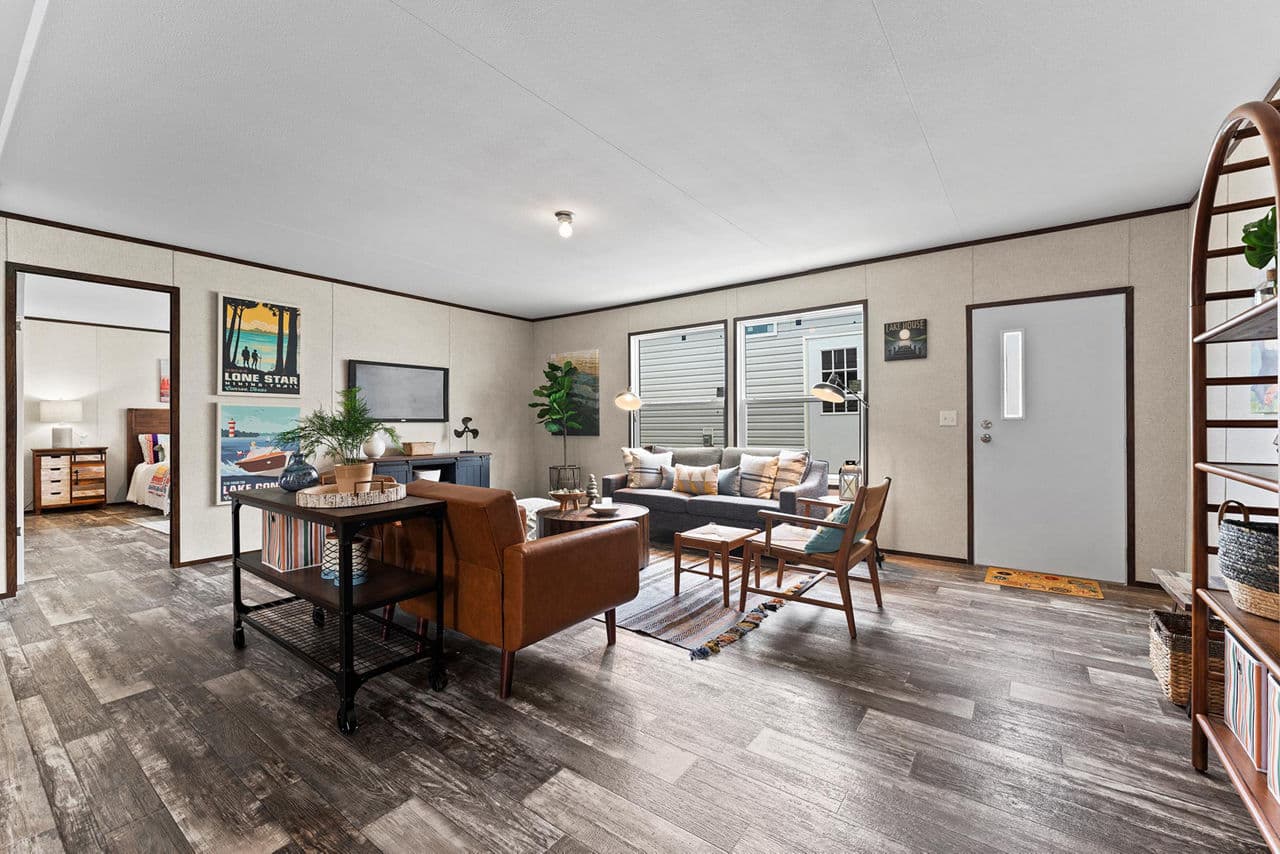 Prime hopkins 135 interior home features