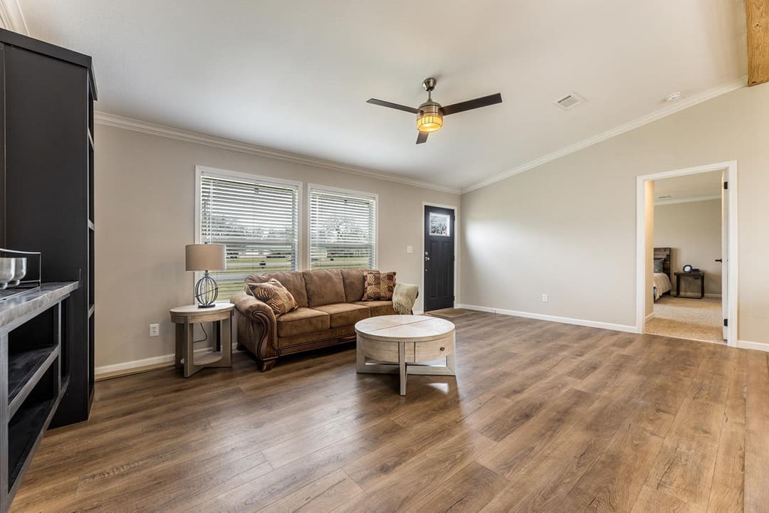 Innovation 2864h interior home features