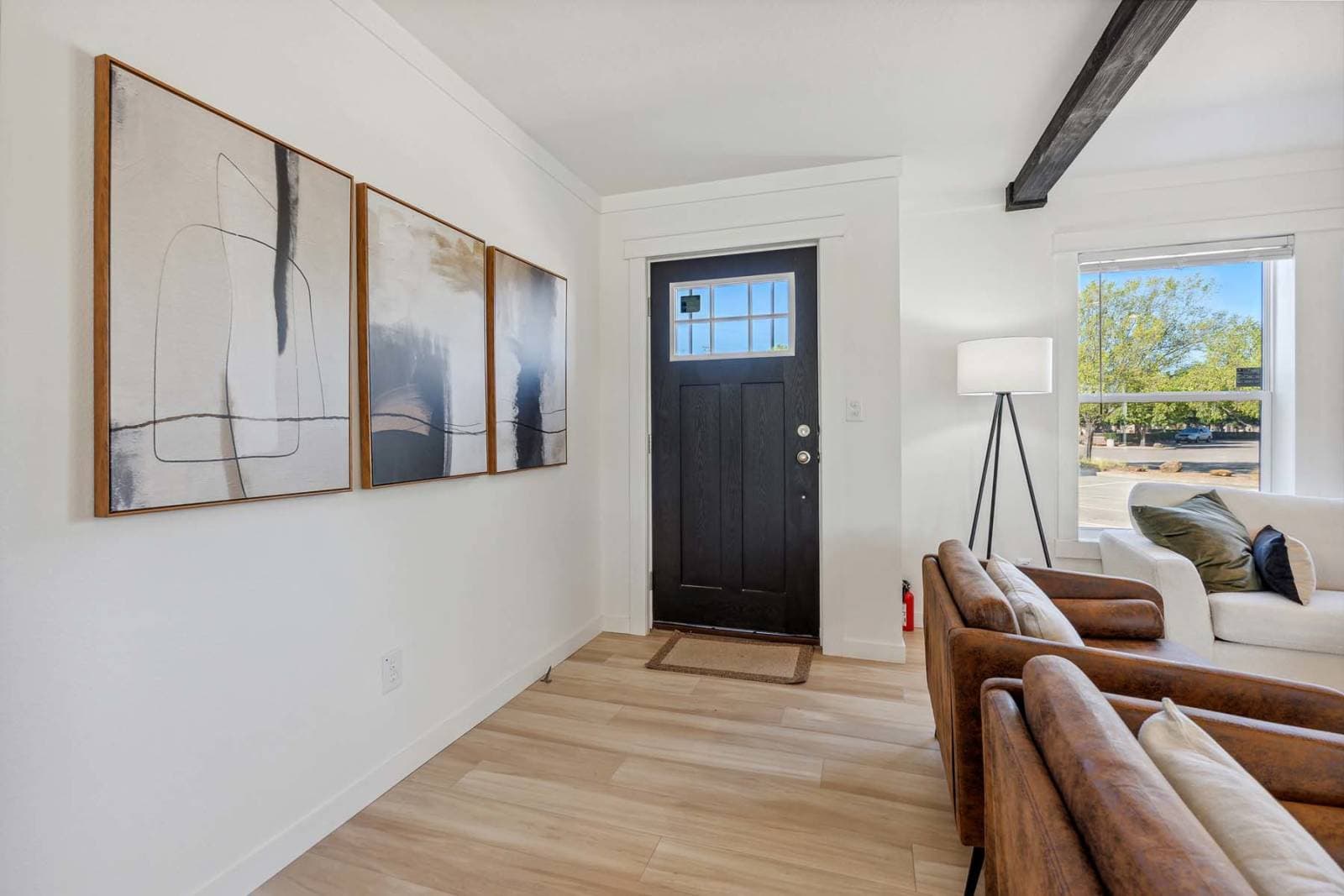 Kritzer 110 interior home features