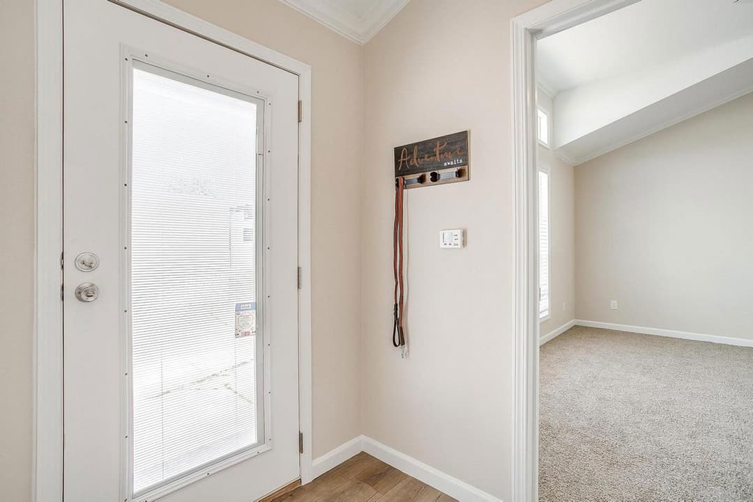 Innovation 1856h interior home features