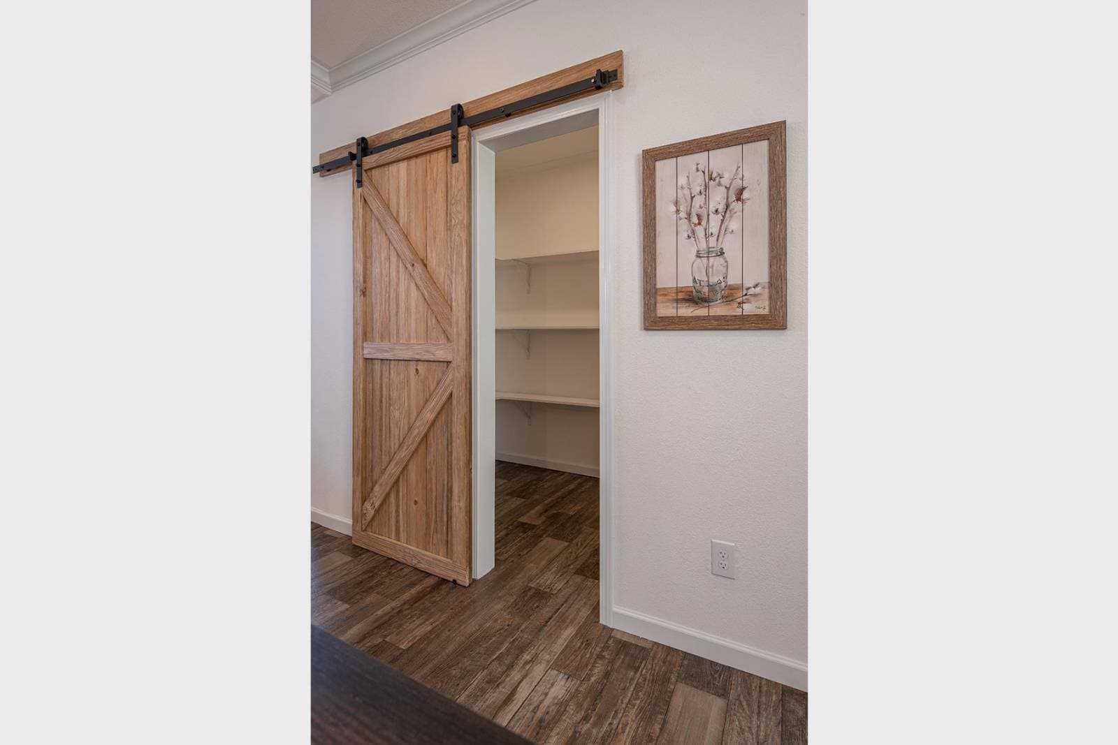 Innovation 3276n interior home features