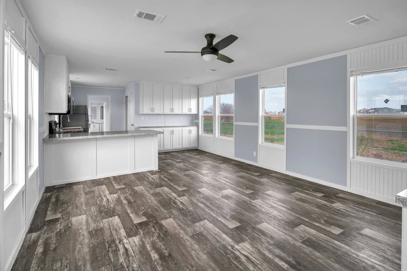 Alamo lite 16763r interior home features