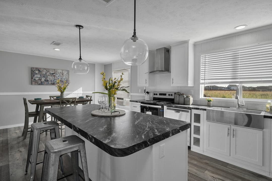 Valu premier 32684g interior and kitchen home features