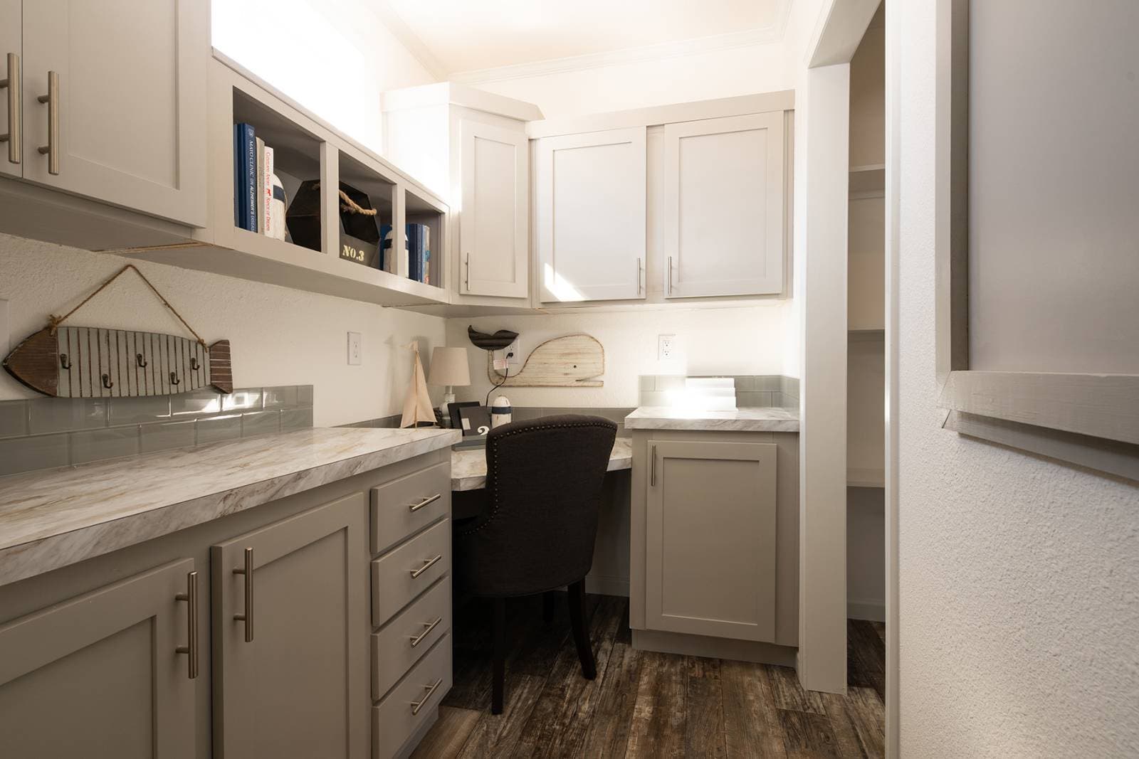 Titan extreme 3266a [the aspen] interior home features