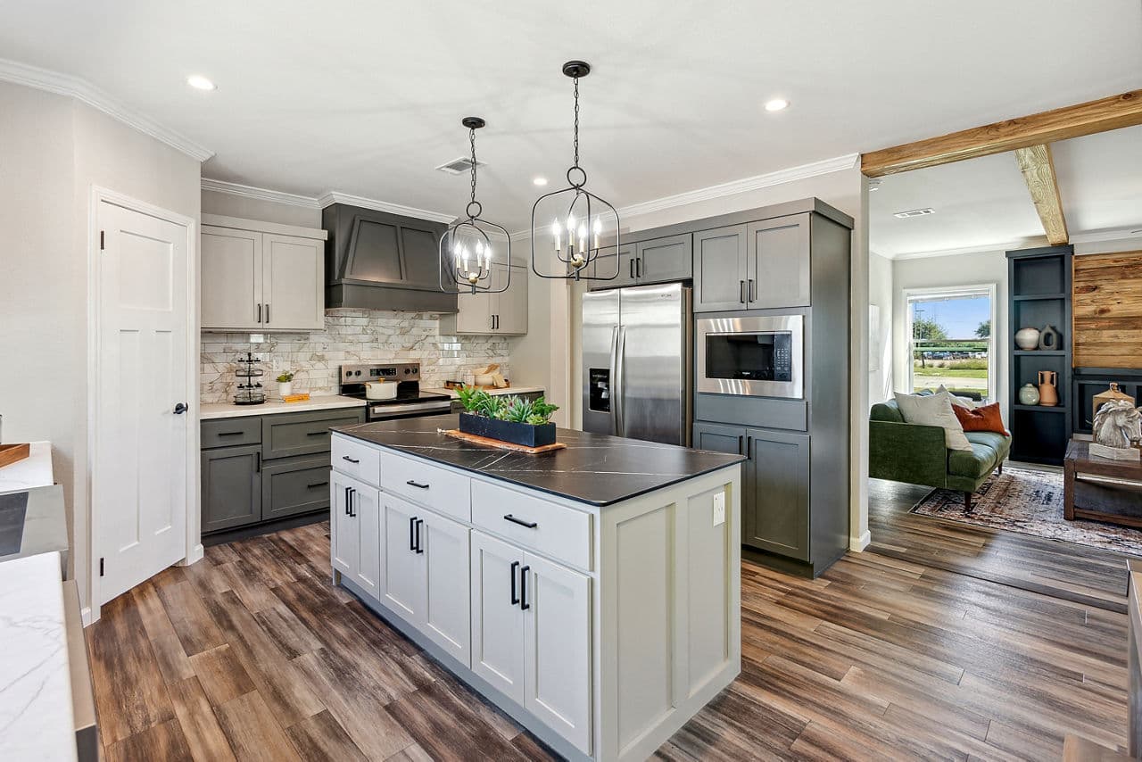 Innovation 3268h kitchen and hero home features