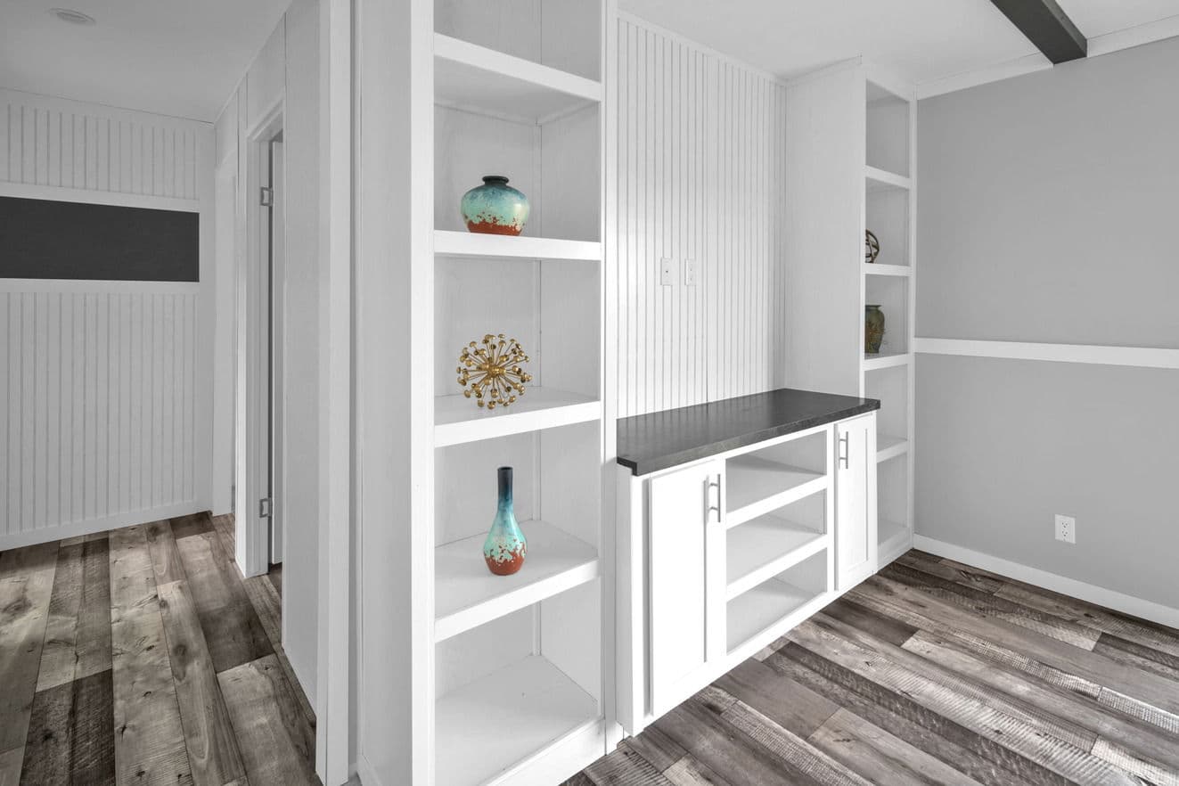 Alamo lite 28724t interior home features