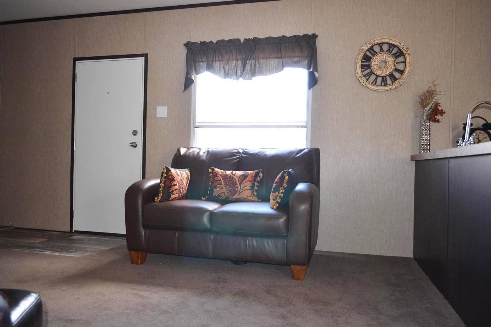 Rm1668a interior home features