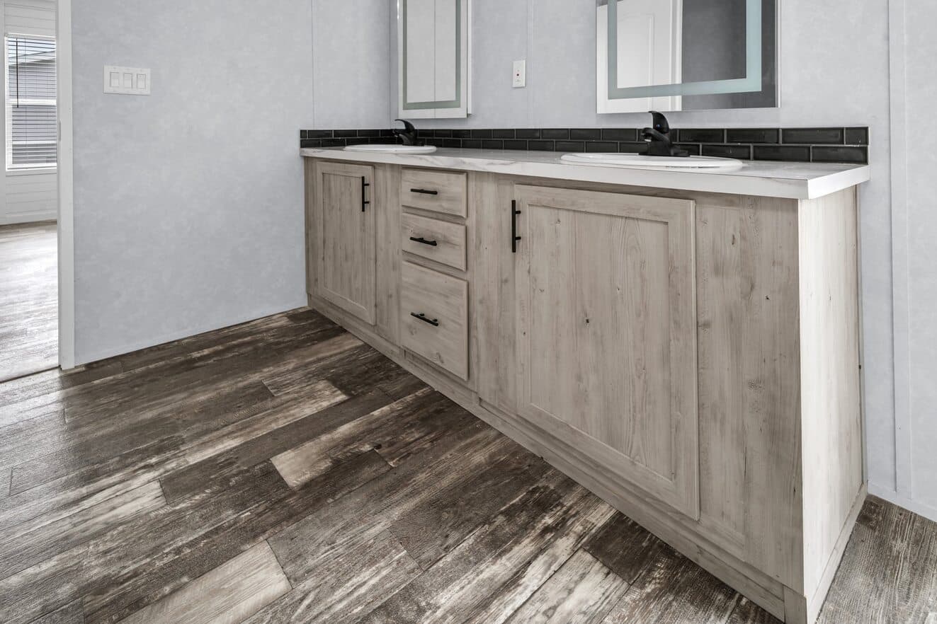 Valu premier 32724g interior home features