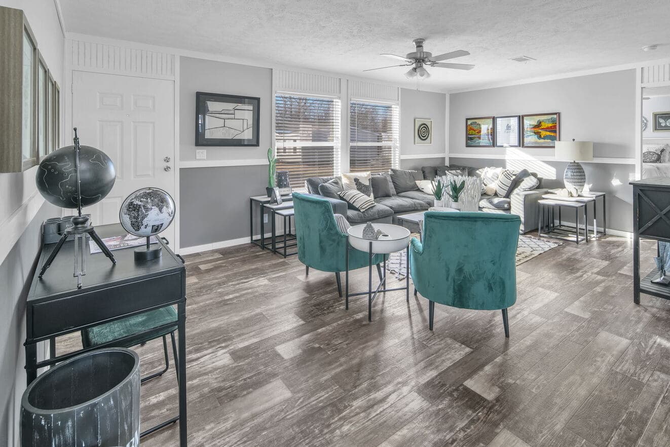 Valu 28563u interior home features