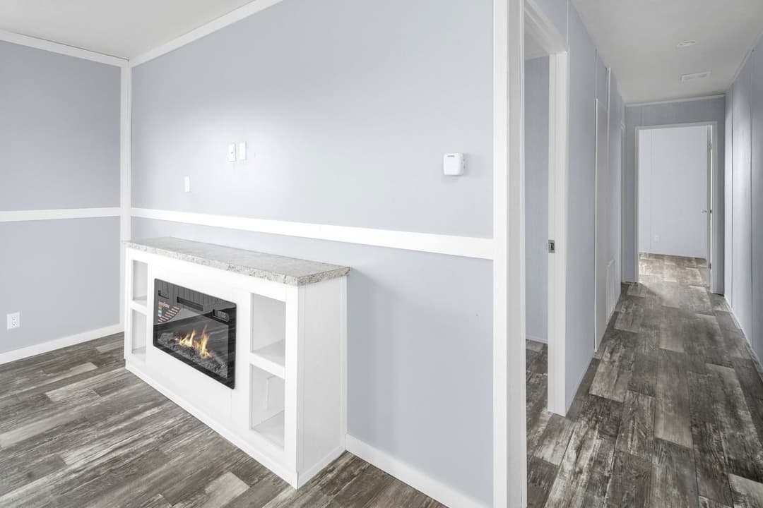 Alamo lite 16763r interior home features