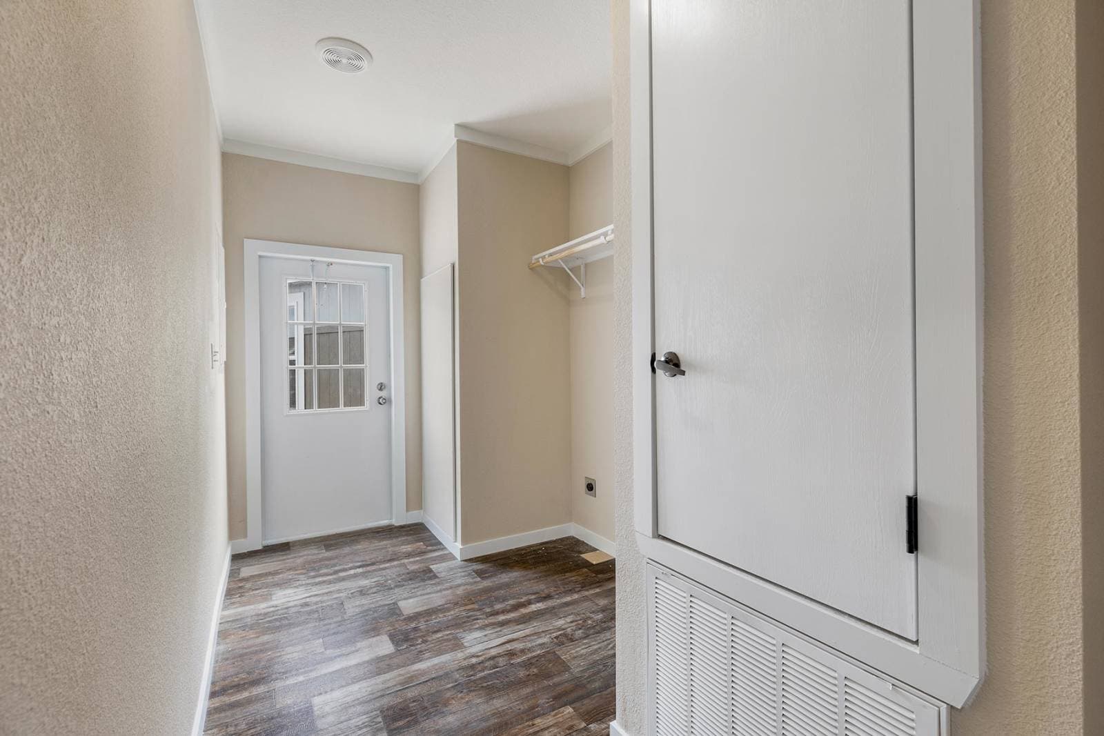 Titan extreme 3272e  home features