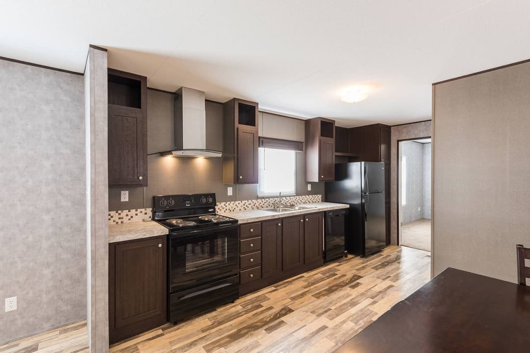 Cs1676a kitchen home features