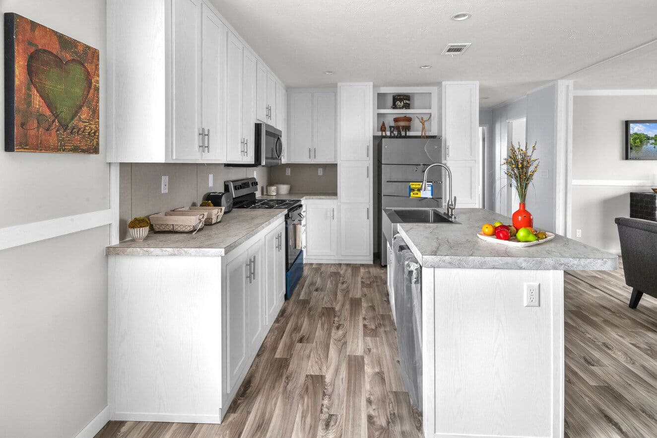 Valu 28483u interior and kitchen home features