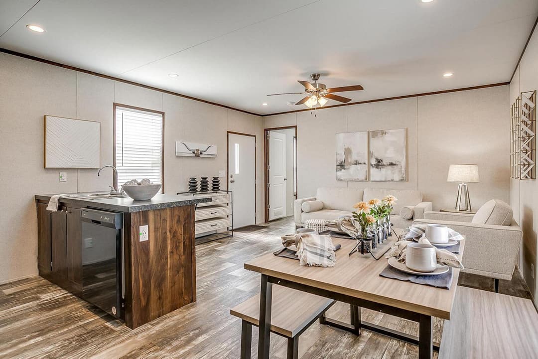 Prime trimble 135 interior home features