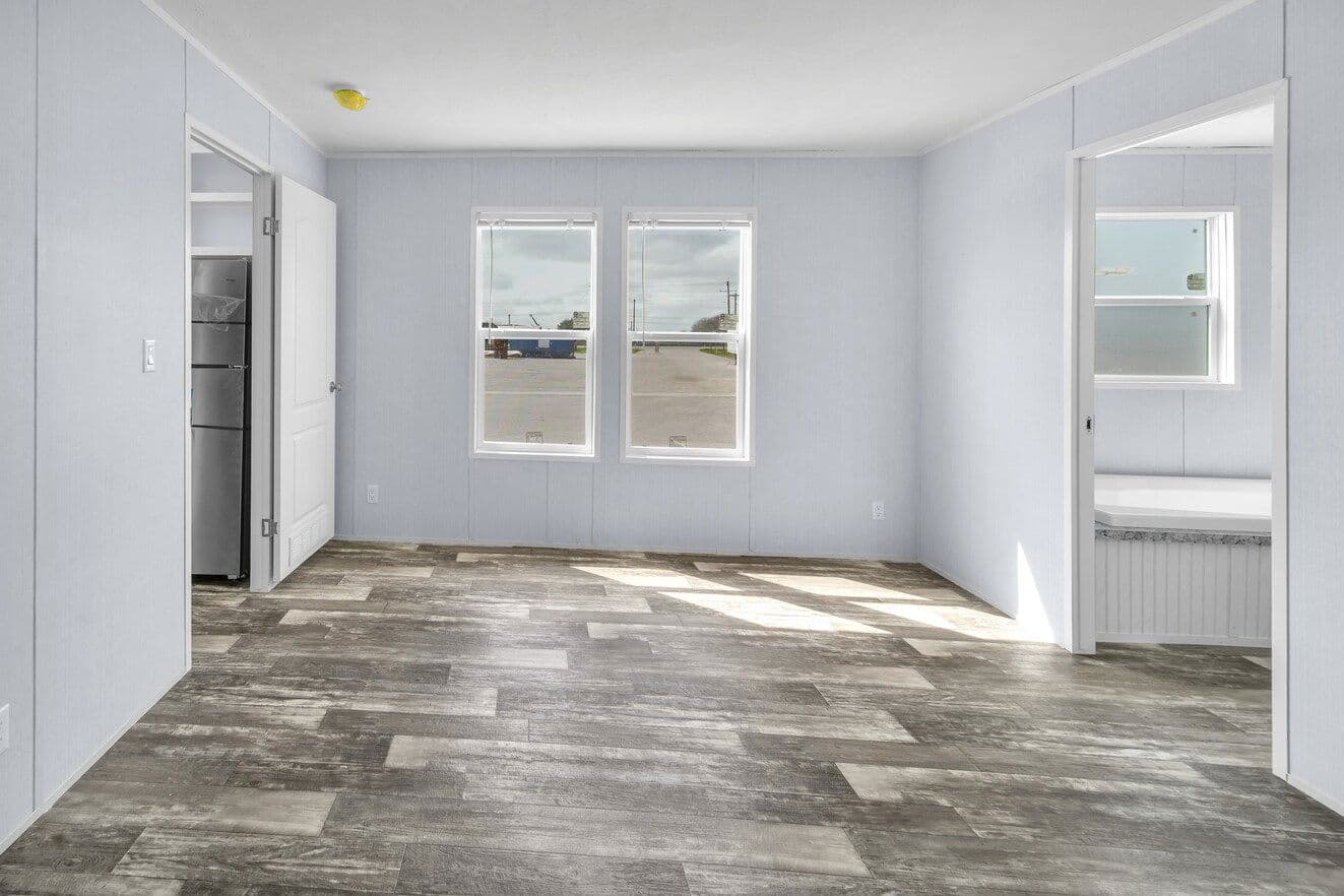 Alamo lite 16763r interior home features