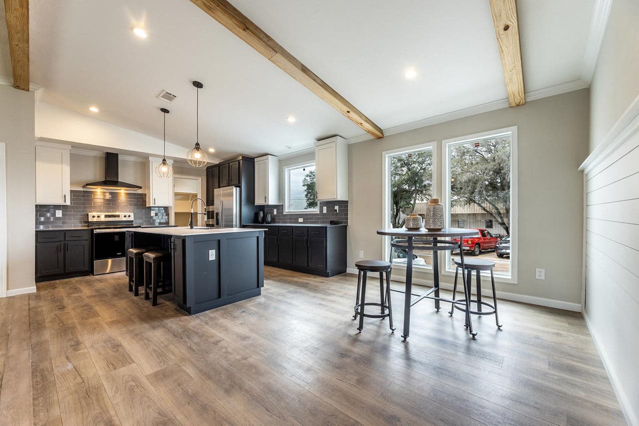 Innovation 2864h interior home features