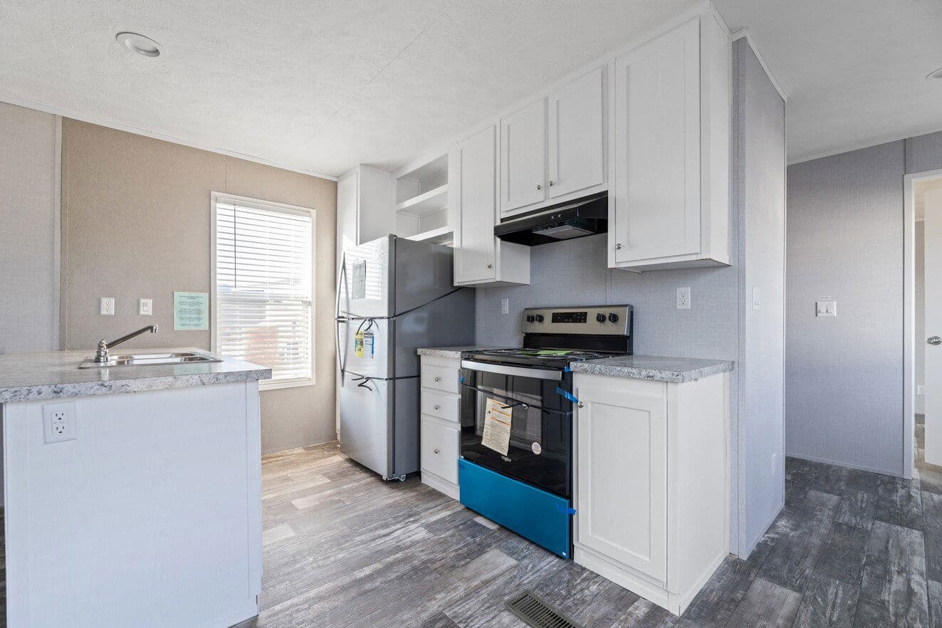 Valu premier 16683g interior and kitchen home features