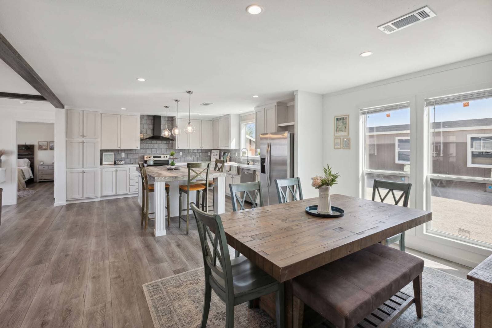 Nm3276a interior home features