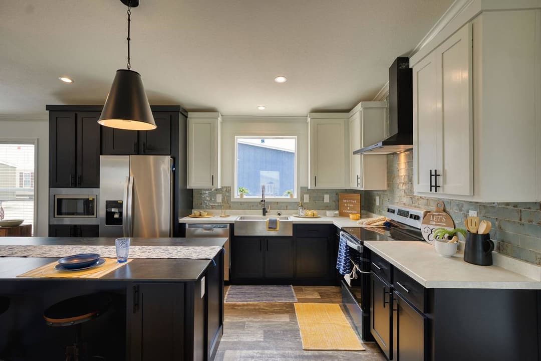 Titan extreme 2876h kitchen and hero home features